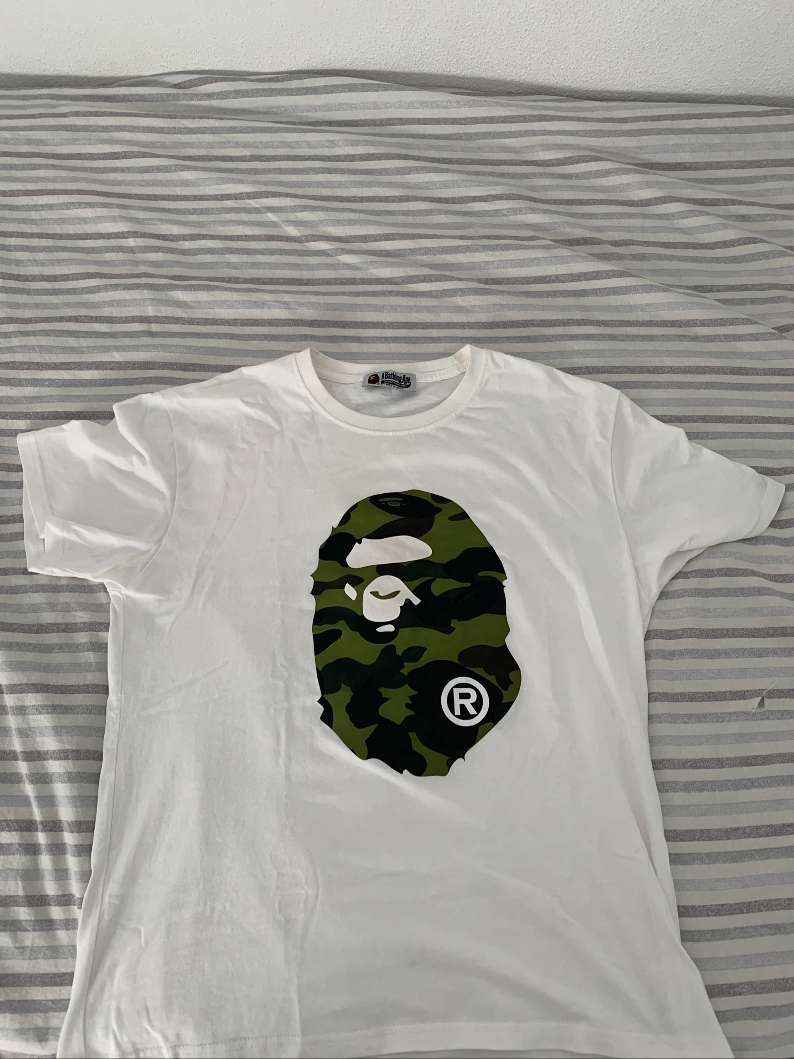 Camiseta bape blanca 